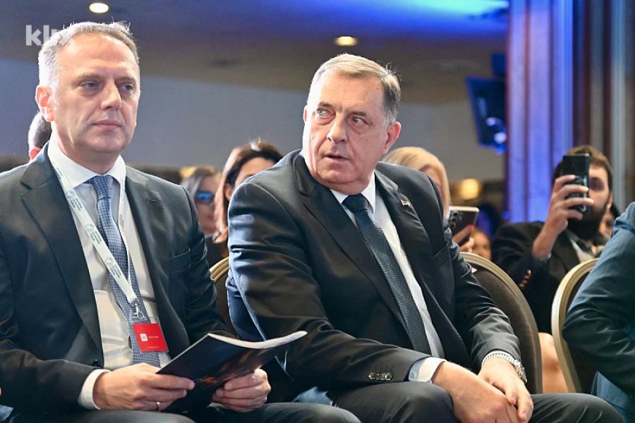 Dodik, Türkiye'den helikopterler için "kara kutu" satın alan Helez'i "Müslüman bakan" olarak nitelendirdi