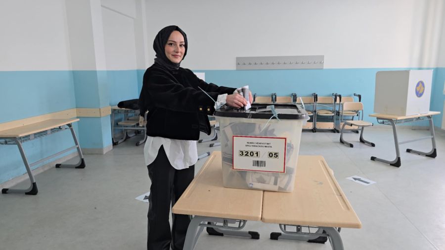 Badem Taç Vatandaşlık Görevini Gerçekleştirdi