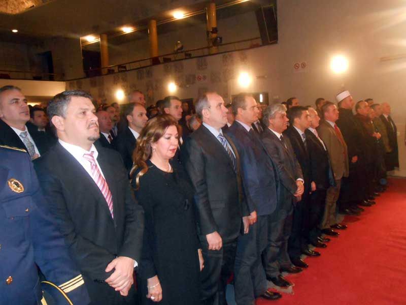 Prizren'de Bağımsızlık Kutlamaları Dolu Dizgin Devam Ediyor