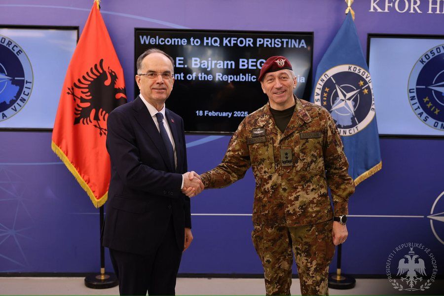 Begaj, KFOR Komutanlığını Ziyaret Etti