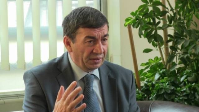 Bajrami: Prizren'deki Müdürler ve Müdür Yardımcıları Konkuru Yasadışı