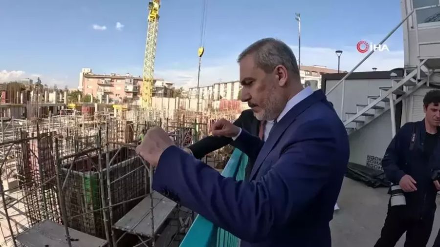 Bakan Fidan Priştine Camii İnşaatını Ziyaret Etti