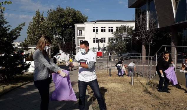 Eğitim Bakanlığı da Temizlik Eylemine Katıldı