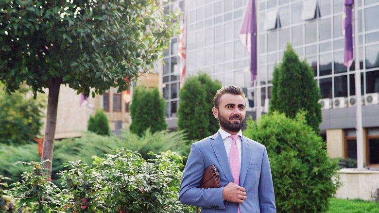 Bakan Yardımcısı Besnik Beka İstifa etti