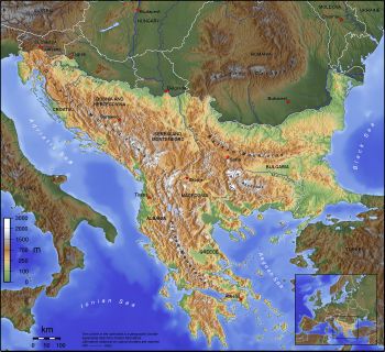 "Yeni Osmanlı Balkanları: Beklemede bir İmparatorluk"