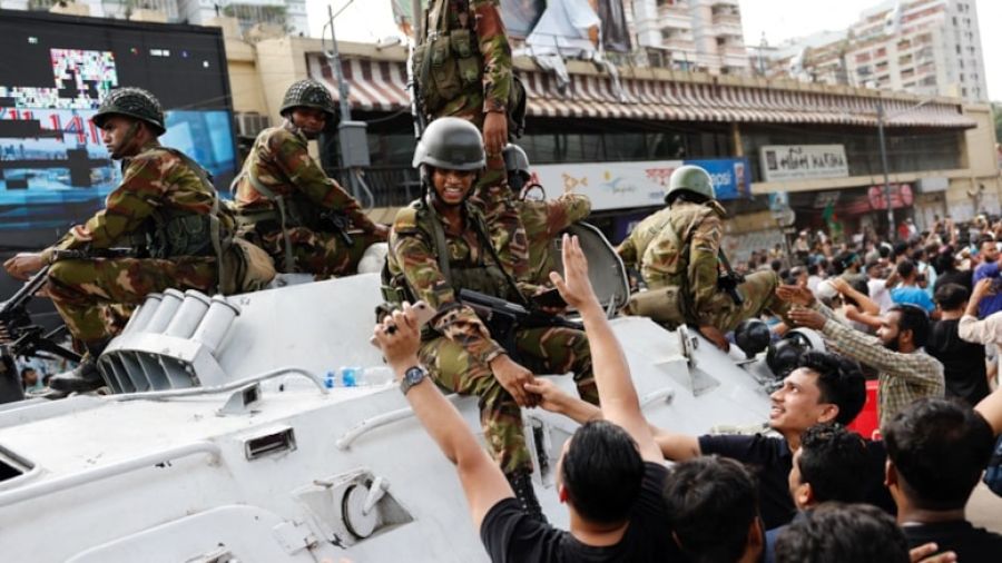 Öğrenci protestoları çığırından çıktı: 625 ölü