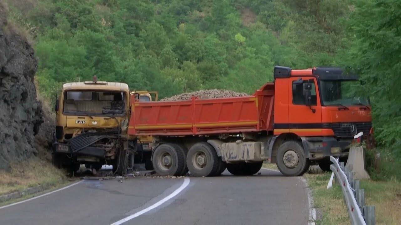 Barikatlar Kuranlar, Sırp Listesi Yalanlarının Mağdurlarıdır