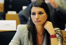 Romanyalı AP Vekillerinden Şaşırtan Kosova Kararı
