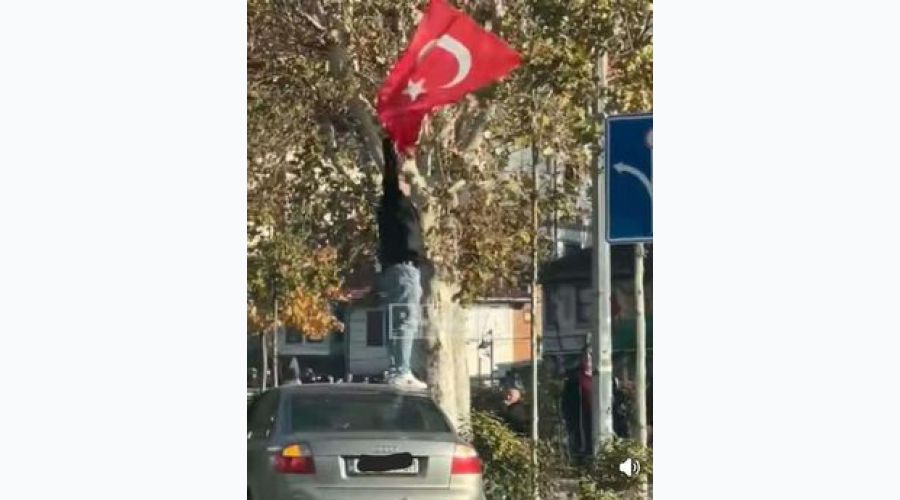 Prizren'de Türk Bayrağına Saldıran 3 Kişi Tutuklandı