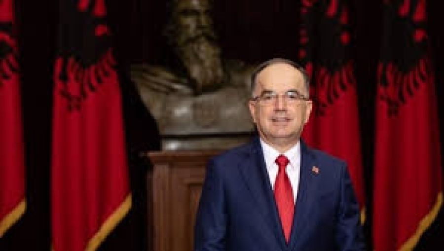 Arnavutluk Kosova’nın Yanında Olmaya Devam Edecek