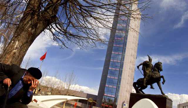 Kosova Resmen "İflas" ta