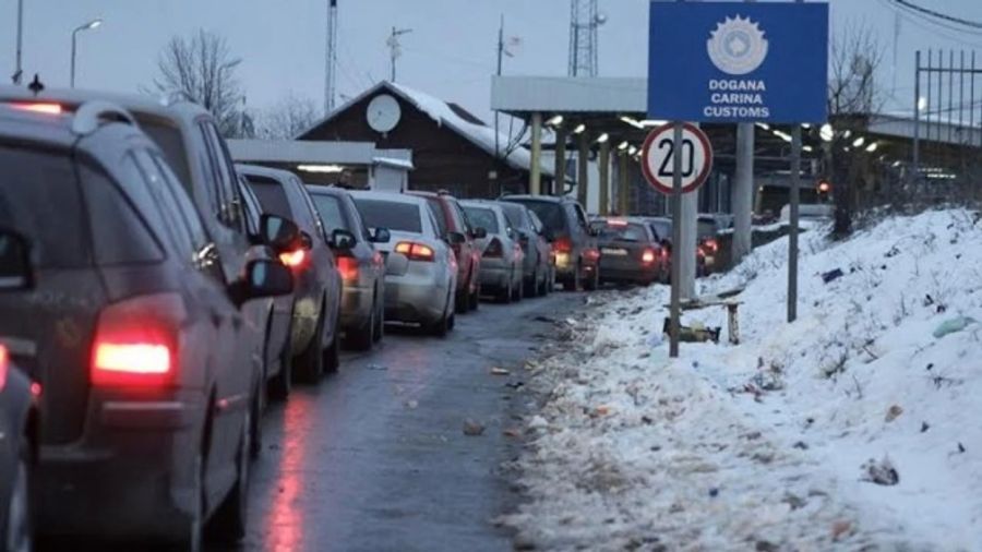 Merdare’de Bekleme 3 Saate Ulaştı