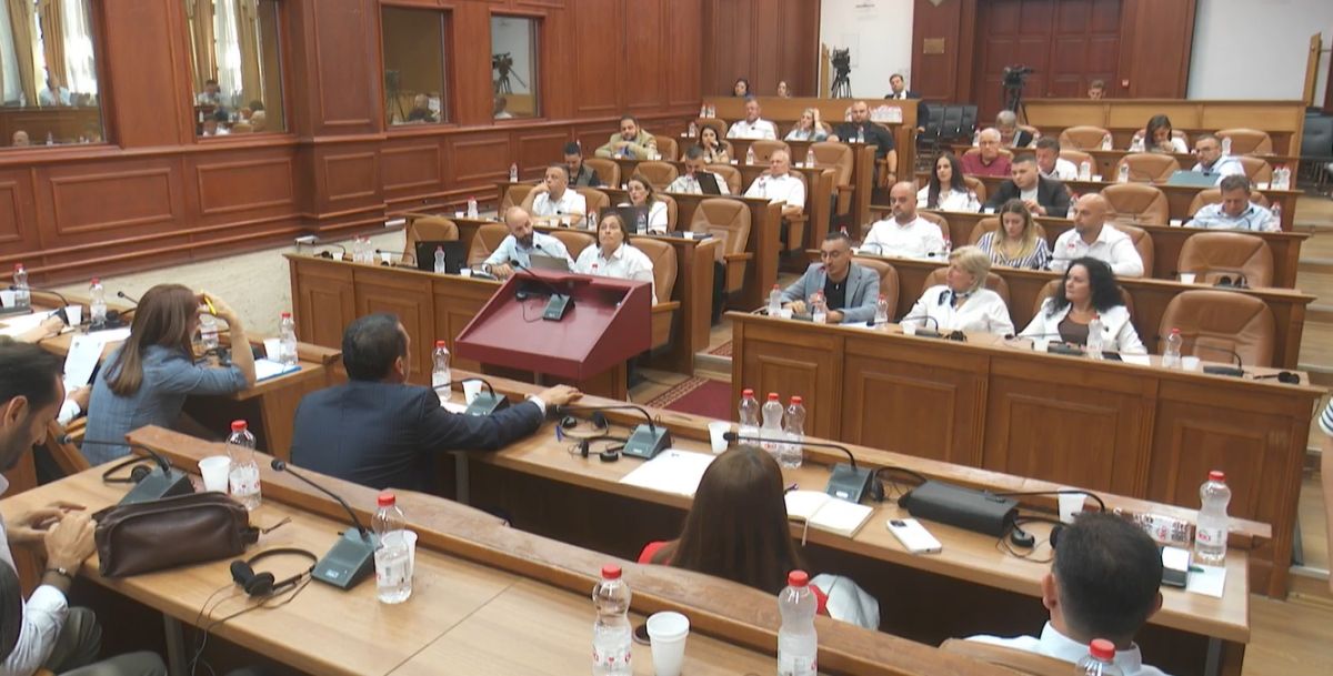 Prizren Belediye Meclisi Oturumunda Kültüre Hibeler Tartışıldı