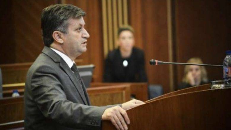 Mecliste İktidar ve Muhalefet Farklı Görüşleri Savunuyor