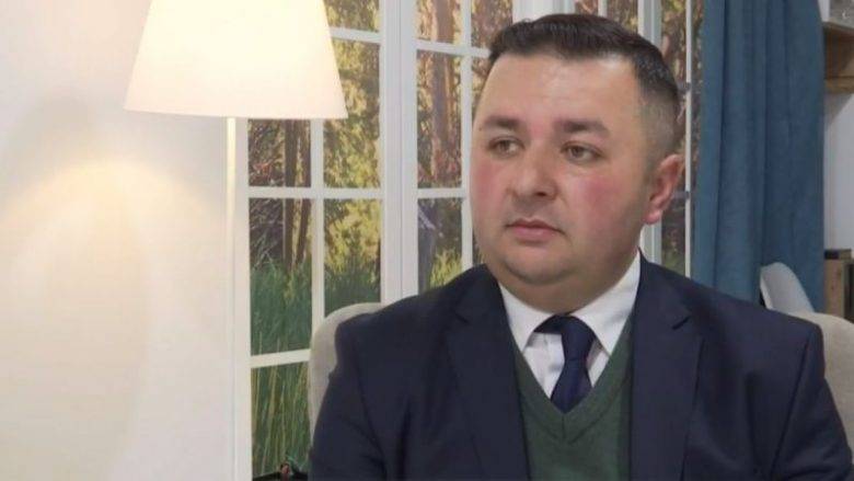 Berzati ‘Kosova Cumhuriyeti” İfadesi İçin Görevden Alındı