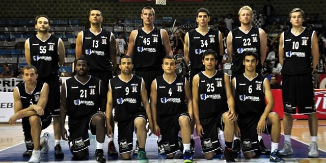 Beşiktaş, Kosova'da Coşkuyla Karşılandı