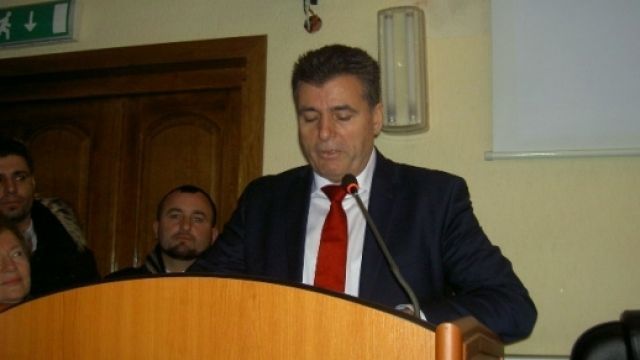 Mitroviça Belediye Başkanı Yemin Etti