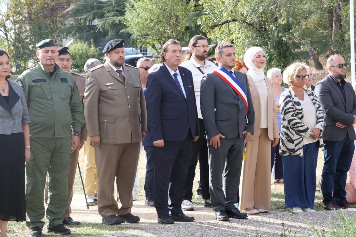  Villefranche 1943–2026: Nazilere karşı ayaklanan Boşnaklar anıldı