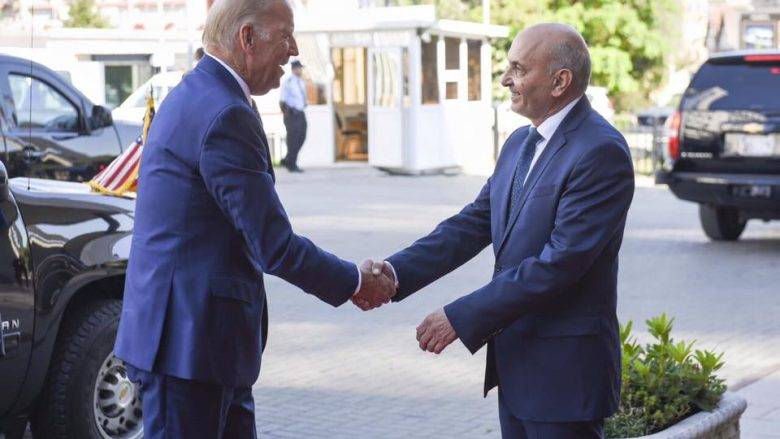 Mustafa: Biden'e Kosova'yı Ziyaret Etmesi için Davetiye Gerek Yok