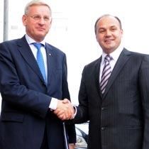 Bildt, Priştine'den Çözüm Bekliyor