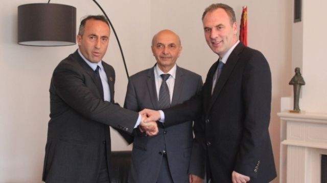Koalisyon Bloku, PDK-ya Karşı Kırmızı Çizgilerden Vazgeçmiyor