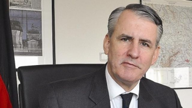 Blomeyer: Anayasa Mahkemesi'nin Kararına Saygı Gösterilsin