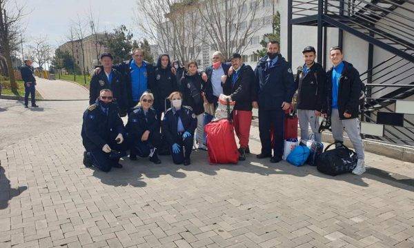 Kosovalı Boksörler Karantinadan Serbest Bırakıldı