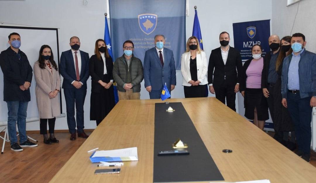 Bölgesel Kalkınma Bakanlığı 32 STK’yı Destekleyecek