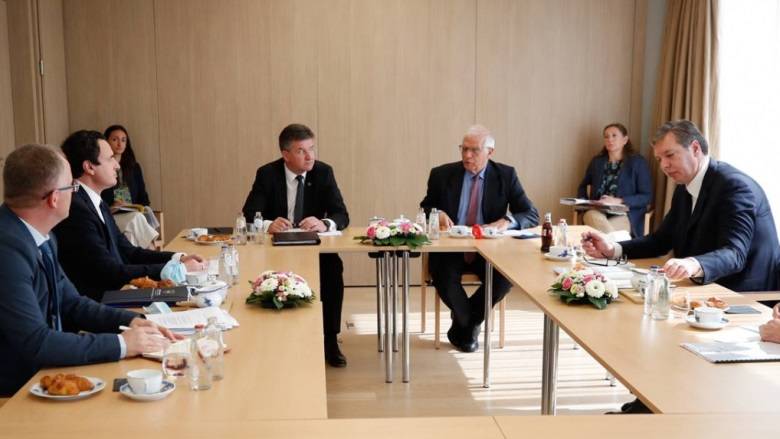 AB, Fransız-Alman Önerisinin Son Halini Kosova ve Sırbistan'a Sundu