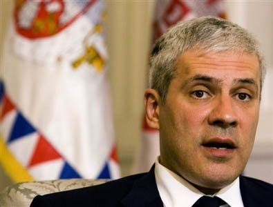 Tadiç Slovenya'ya Kosova Devletiyle Katılmayacak