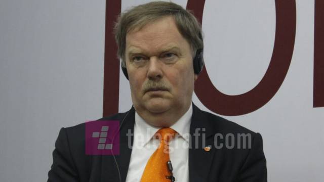 Bosch: Adalet Sisteminden Ellerinizi Uzak Tutun