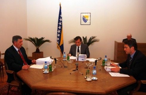 Bosna'nın Kosova'yı Tanıması Mümkün Değil