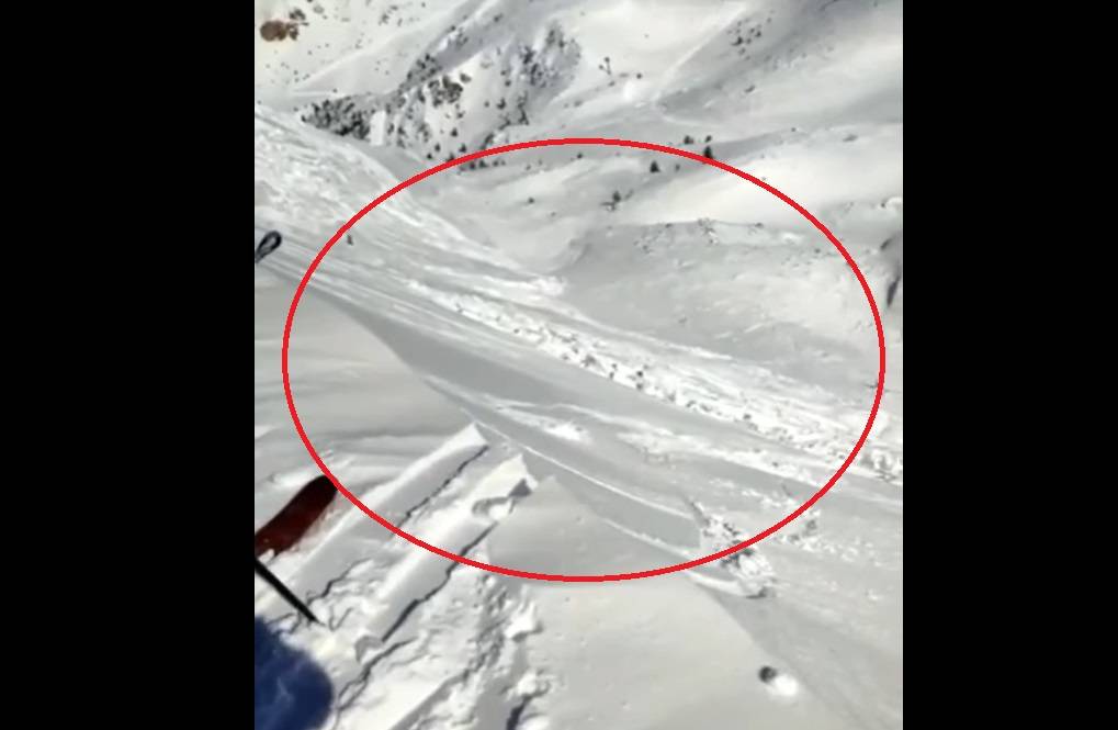Brezovica Kayak Merkezine Çığ Düştü