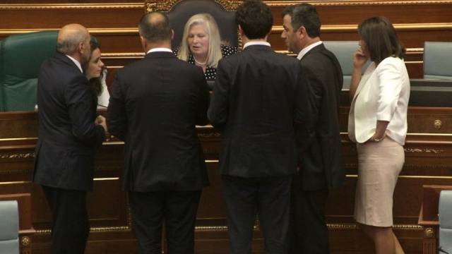 Brovina Bugün Liderleri Bekliyor