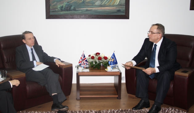Britanya Kosova Eğitimini Destekliyor