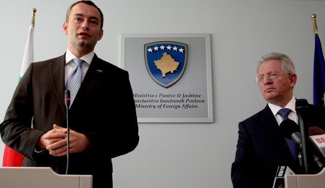 Mladenov Bulgaristan'ın Kosova'ya Desteğini Teyit Etti