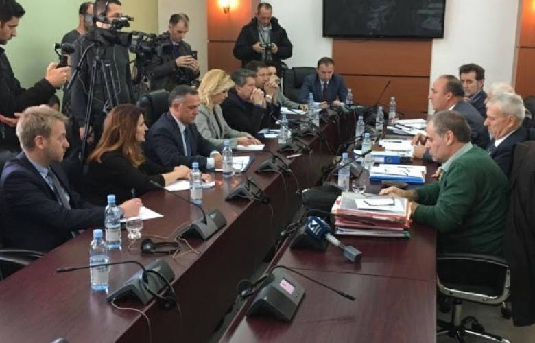 Bulliqi, Eski Komisyonu Suçladı