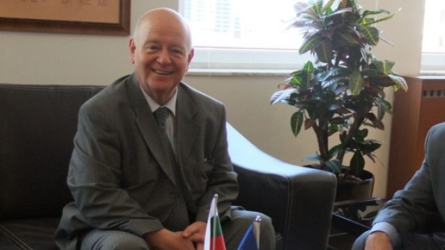 Bulgaristan Kosova'nın Uluslararası Örgütlere Üyeliğinden Yana