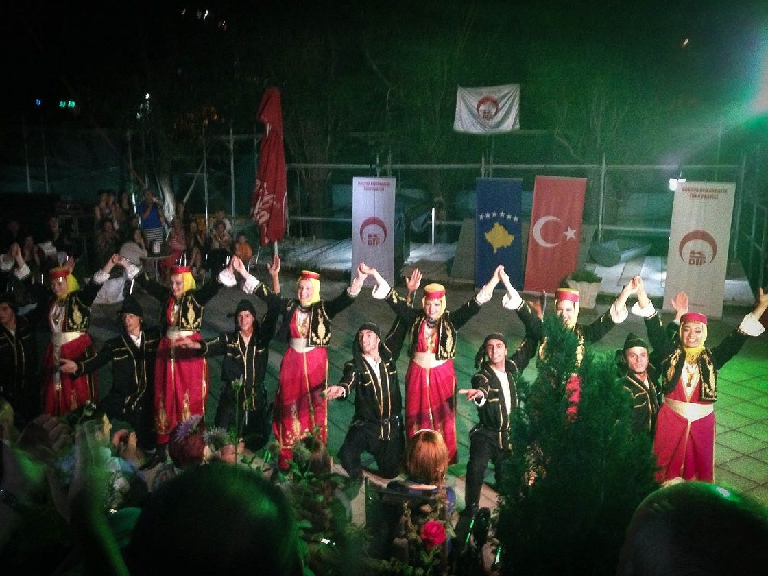 Bursa Halk Oyunları Topluluğu Konserine Yoğun İlgi