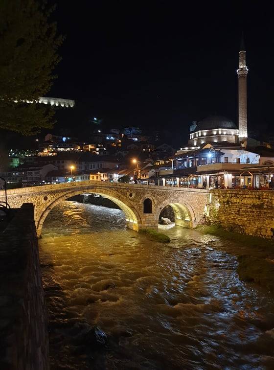 Camiler, Bayram Namazı Saatinden 15 Dakika Önce Açılacak