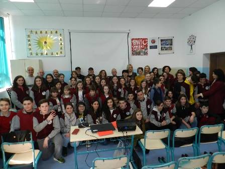 Priştineli Türk Öğrencilerden Görkemli Çanakkale Zaferi Programı