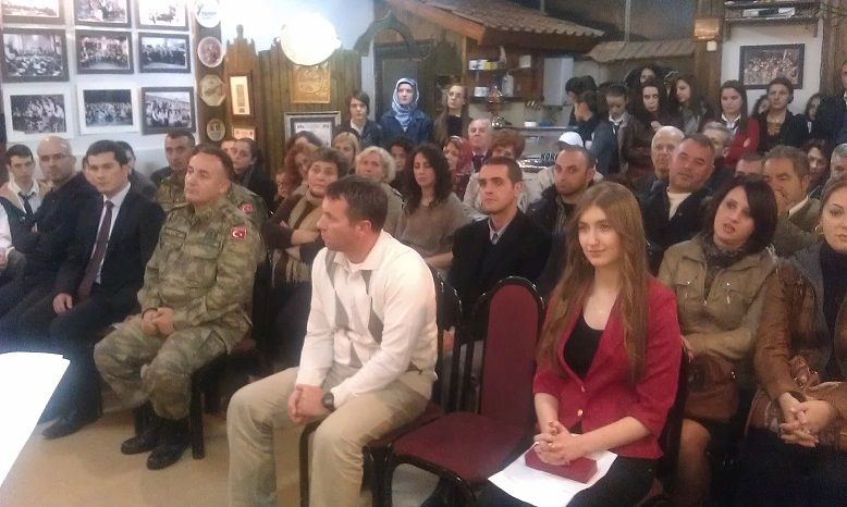 Meçhul Şaire' Tanıtıldı