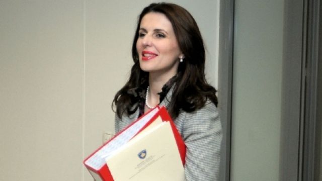 Bakan Çitaku Pazartesi Günü Preşova'ya Gidiyor