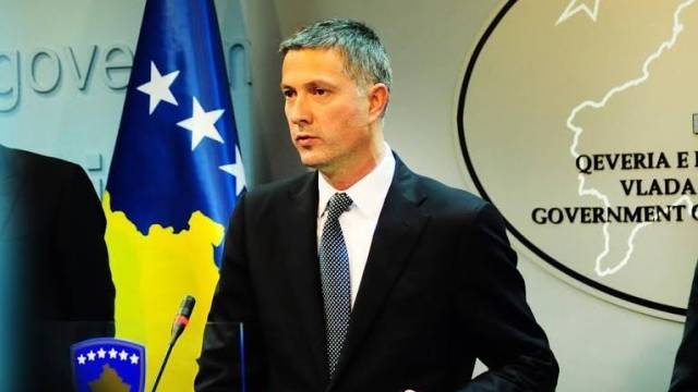 Vizeler Muafiyeti Vatandaşları Kosova'dan Uzaklaştırmayacak