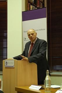 Britanya, FSK'nın NATO'ya Üye Olması İçin Lobicilik Yapıyor