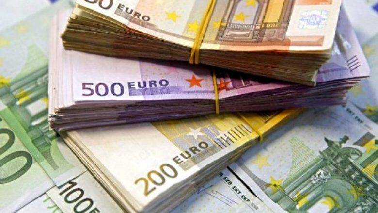 Ticari Bankalar Geçen Yıl Yaklaşık 80 Milyon Euro Kar Etti