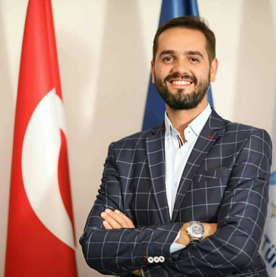 Millet Devam Dedi-Cengiz Çesko