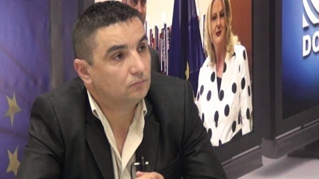 Kostiç, Resmen de Graçaniça Başkanı