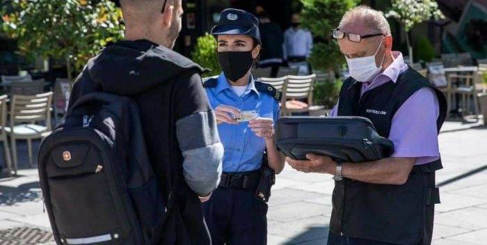 Son 24 Saatte, Covid-19 Tedbirlerine Riayet Etmeyen 594 Kişi Cezalandırıldı