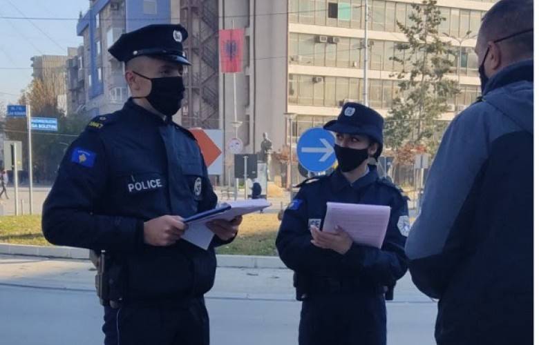 Covid Önlemlerine Riayet Etmeyenlere 883 Ceza